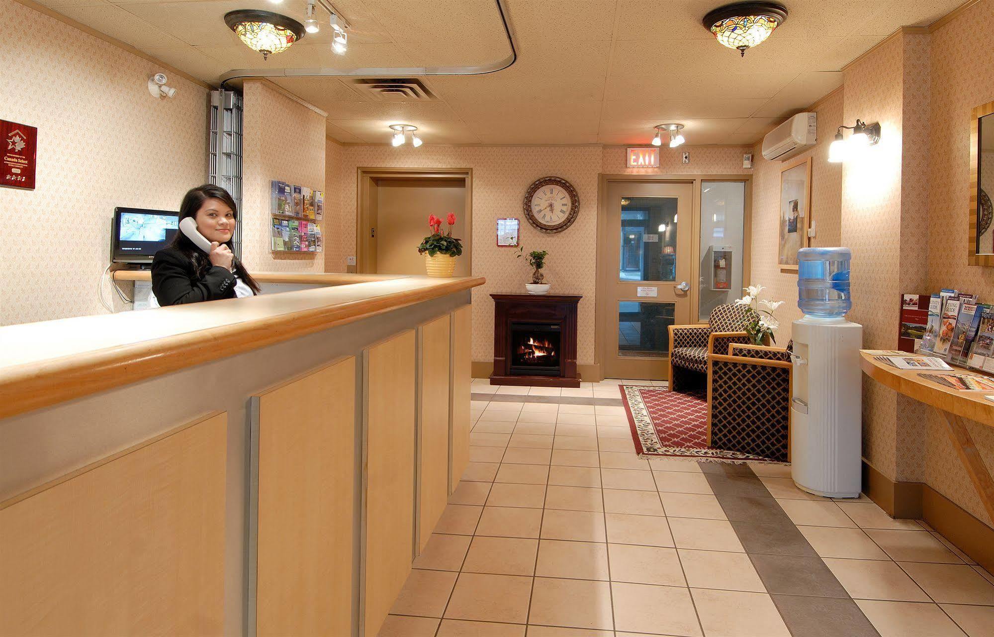Robson Suites Vancouver Bagian luar foto